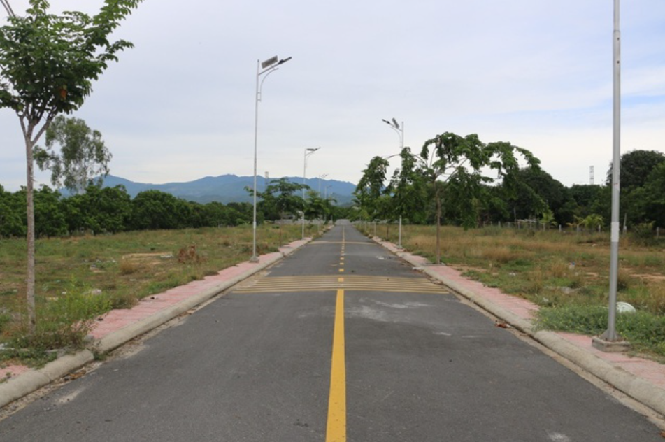 114 khu đất liên quan đến việc hiến đất lầm đường ở Cam Lâm được cho phép tồn tại