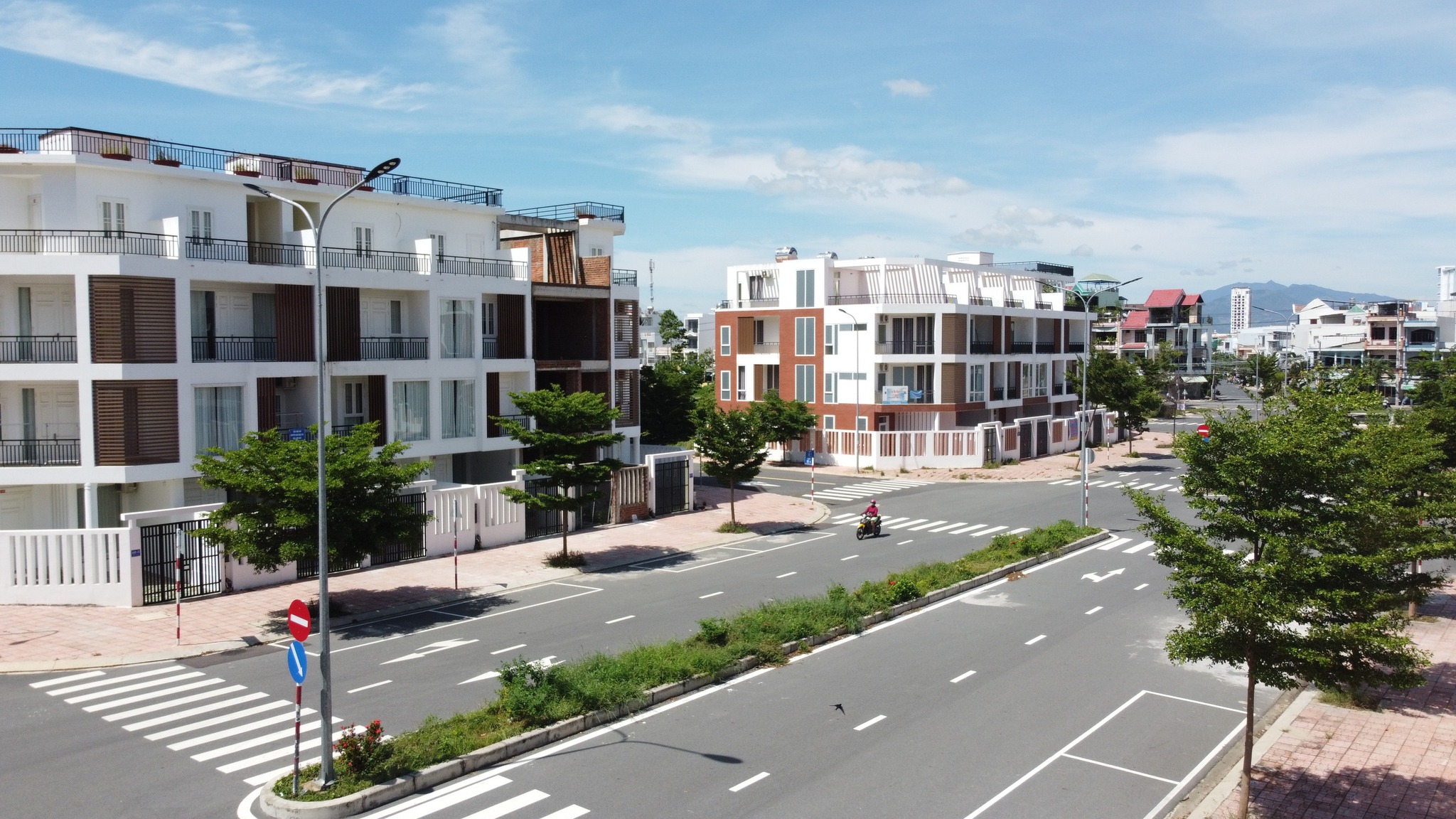 BÁN NHANH LÔ GÓC ĐẸP - KHU ĐÔ THỊ MIPECO NHA TRANG