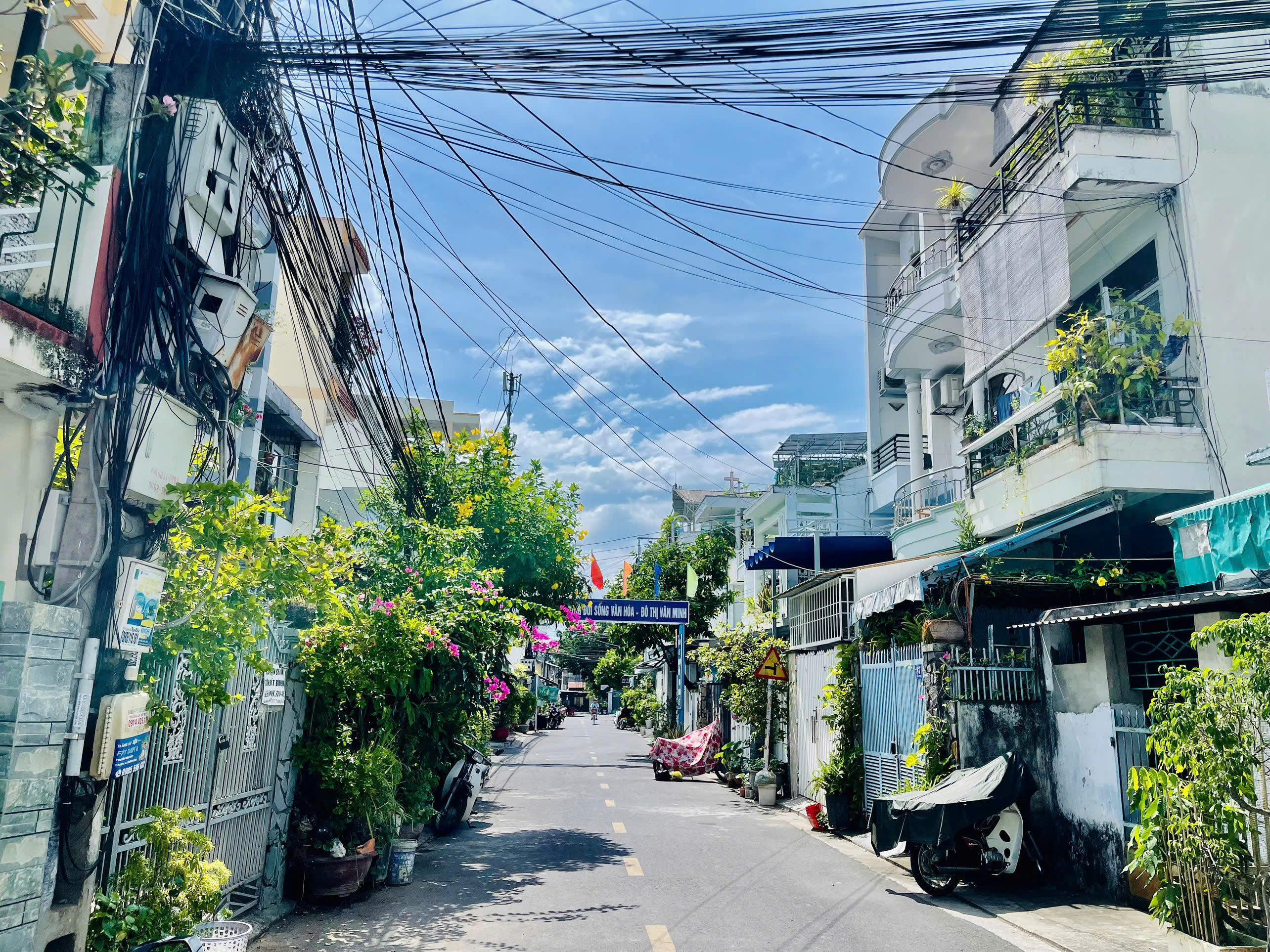 CHỈ HƠN 3 Tỷ- sở hữu nhà phố 4 tầng TT khu bàn cờ Nha Trang