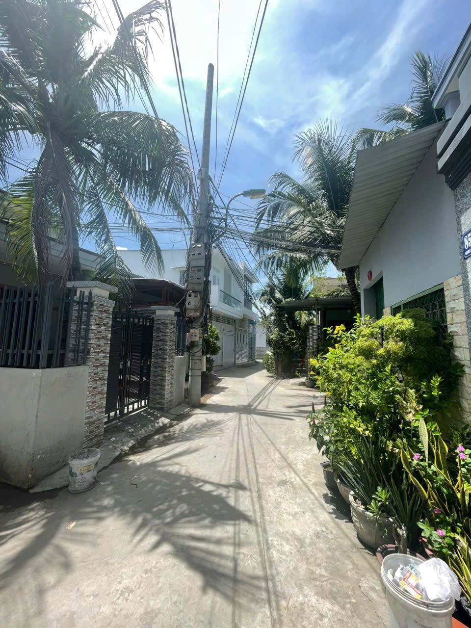 Bán nhà Vĩnh hội hẻm xe hơi chỉ 2ty450