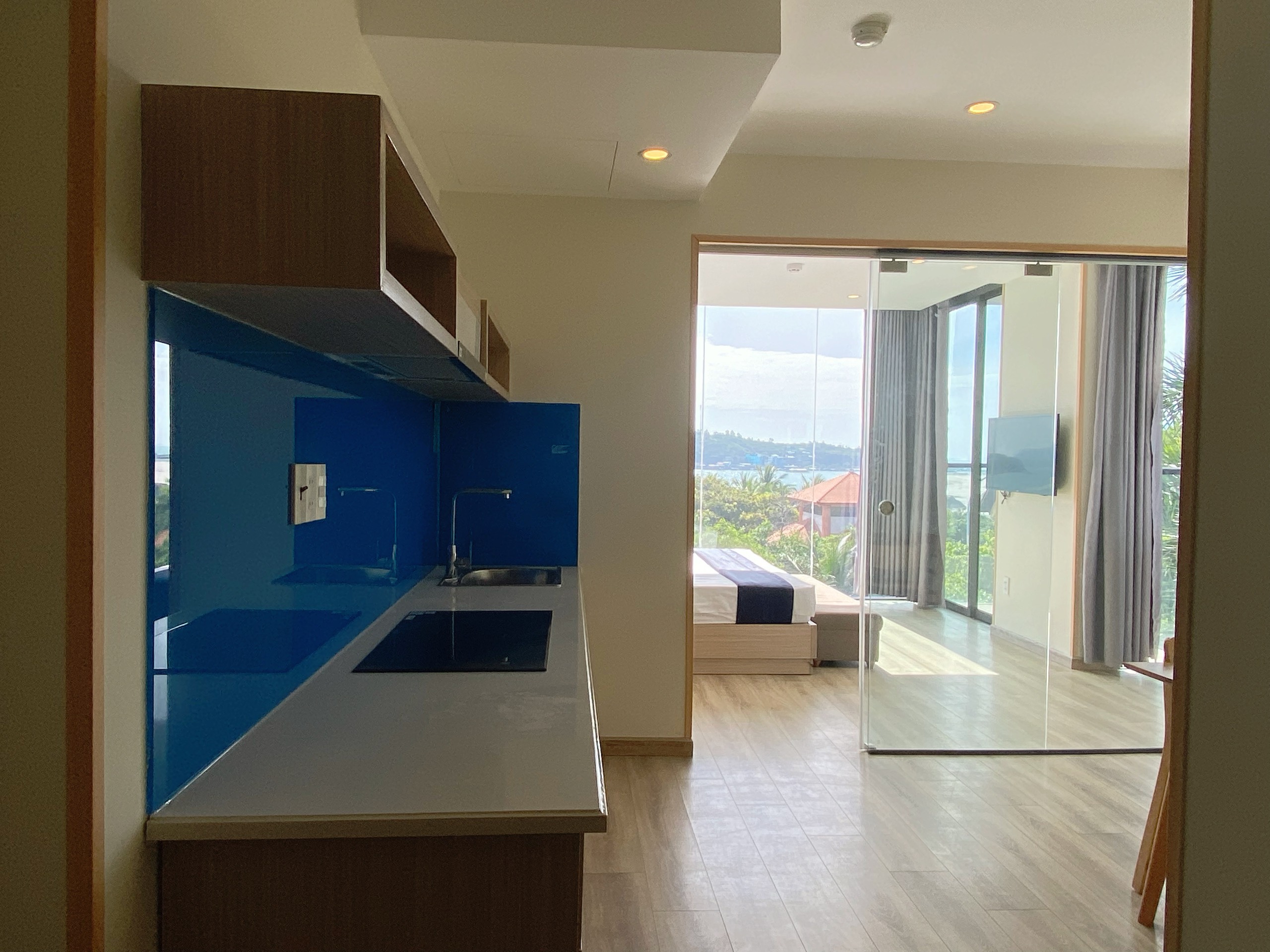 Cho thuê căn hộ cao cấp view biển Trần Phú Nha Trang chỉ 7tr