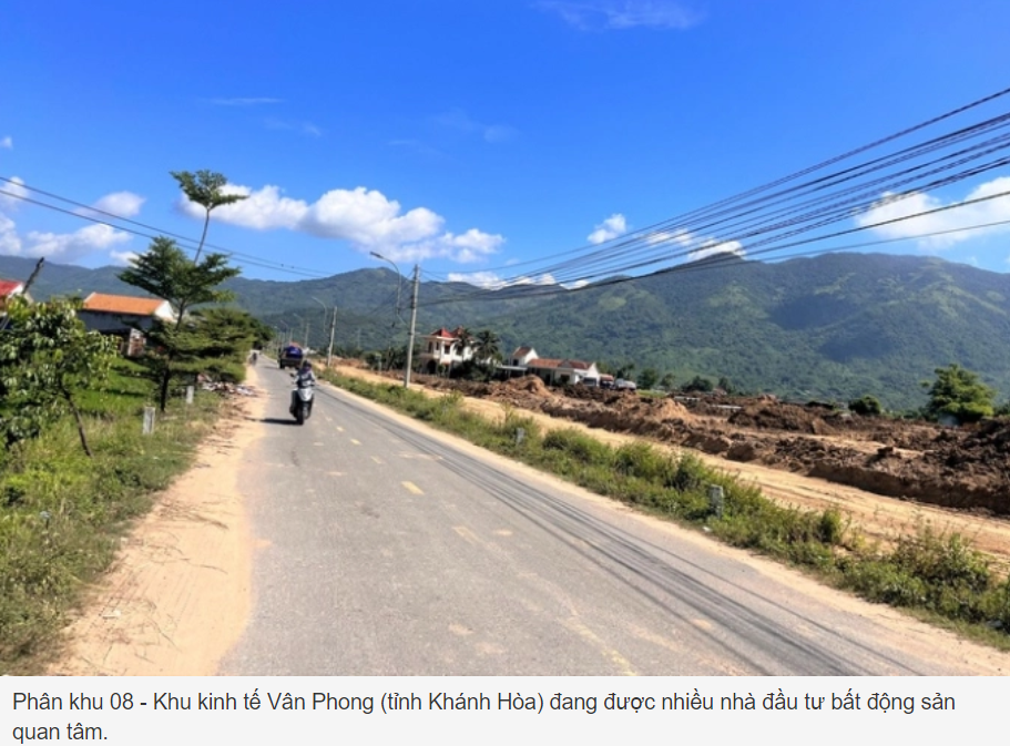Các nhà đầu tư Hà Nội đổ xô mua đất nền Vân Phong