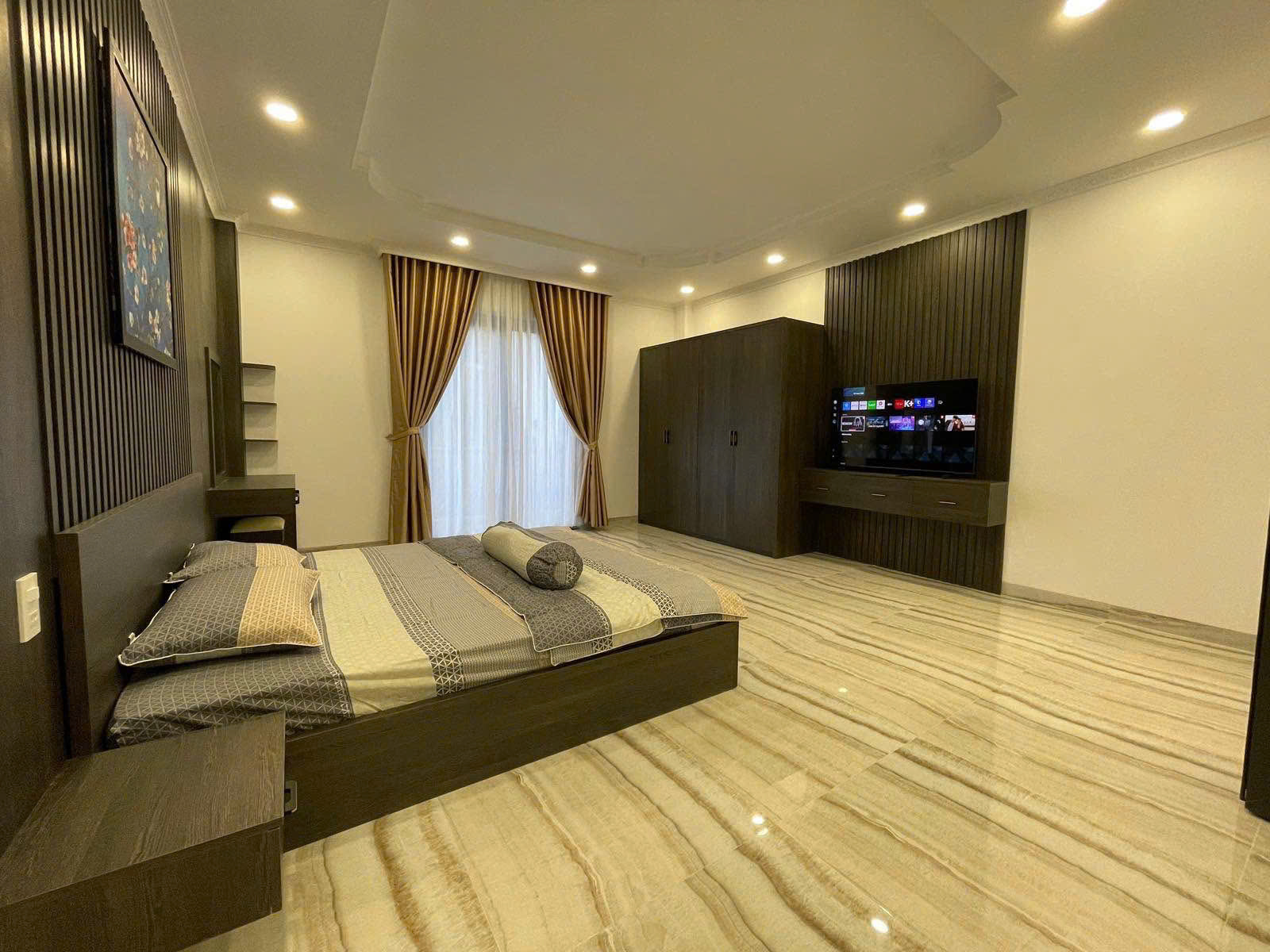 Bán nhà 3 tầng có thang máy – Hà Quang 2 Nha Trang mặt đường số 13