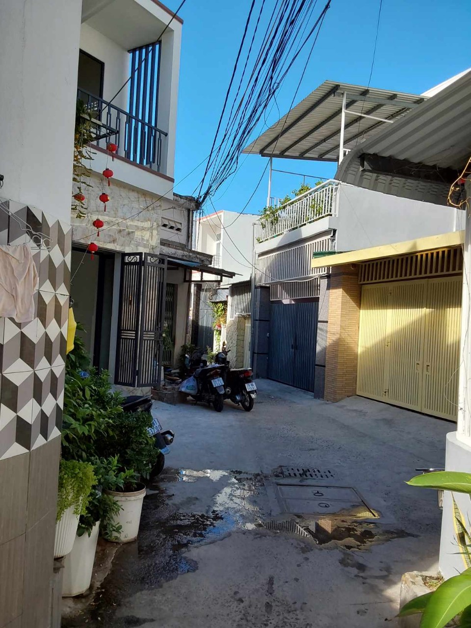 Đổ NỢ cần bán gấp căn nhà mới xây nằm ngay trung tâm TP Nha Trang